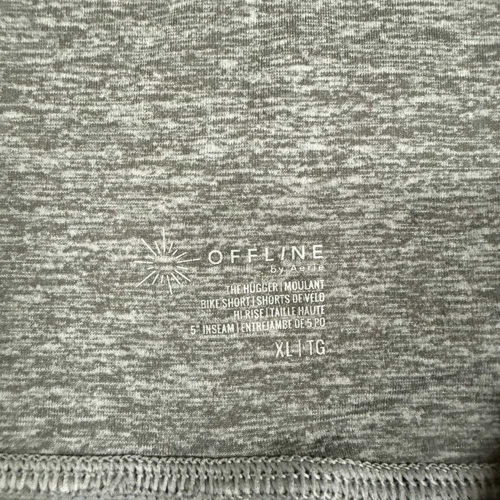 Aerie Gray Women's Shorts - Picture 3 of 4